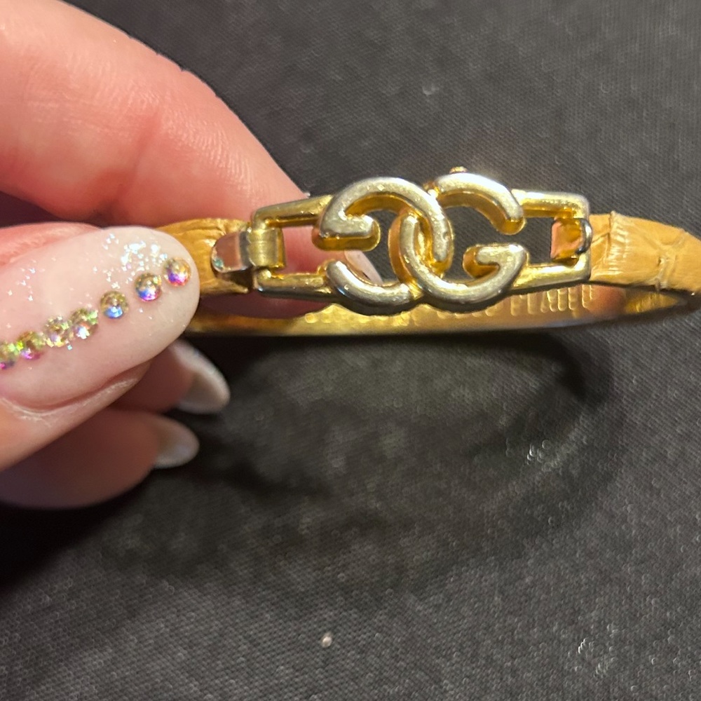 Gucci 14k gold plated Italian Luxury Vintage Bracelet - Picture 6 of 7